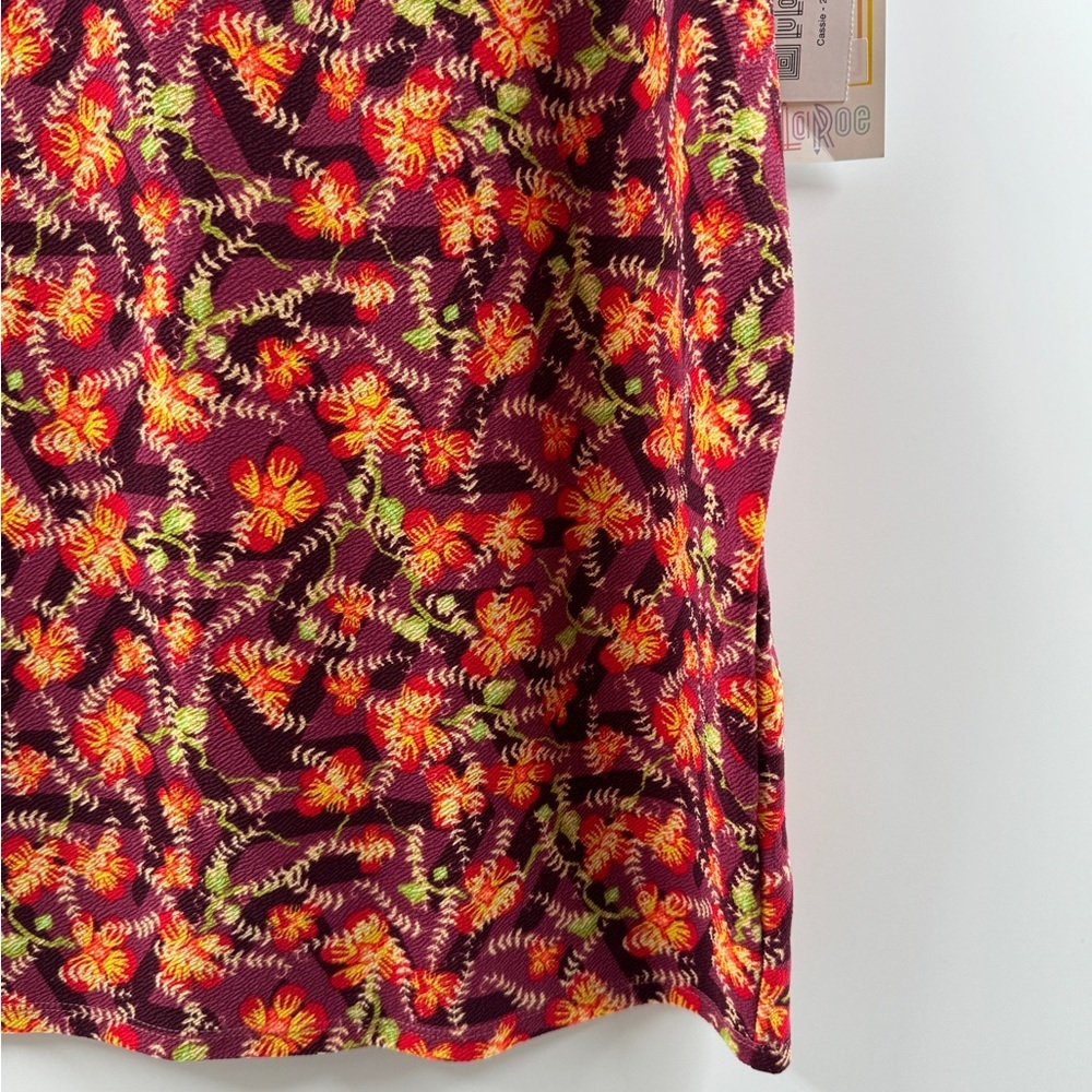 LuLaRoe Cassie Skirt NWT – Women’s 2XL Red Floral Print - Picture 3 of 4